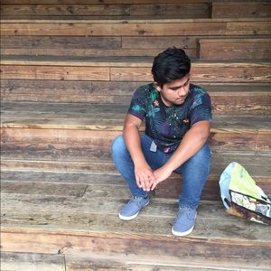 Meet your Posher, Joel